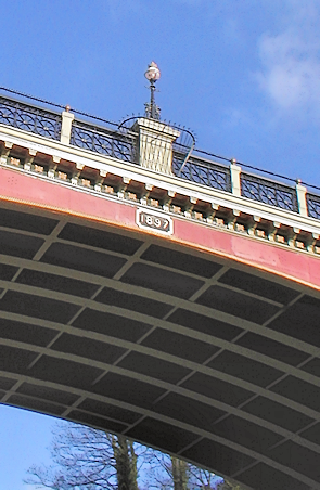 archway bridge london suicide hidden railings spiked bids deter