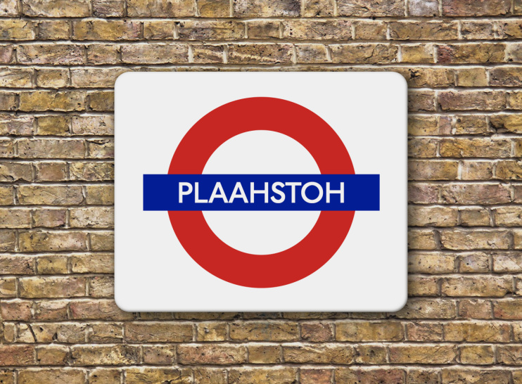 Hidden London: London stock brick wall with Plaahstoh sign